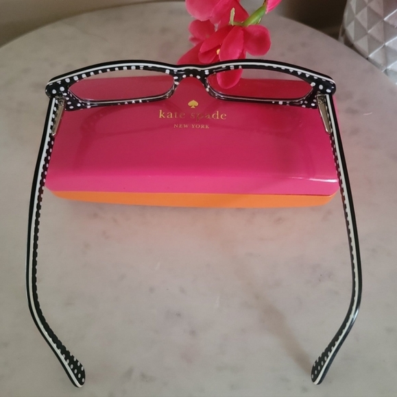 Kate Spade reading 1.75 eyeglasses with case. Used in like new condition. - Picture 5 of 8